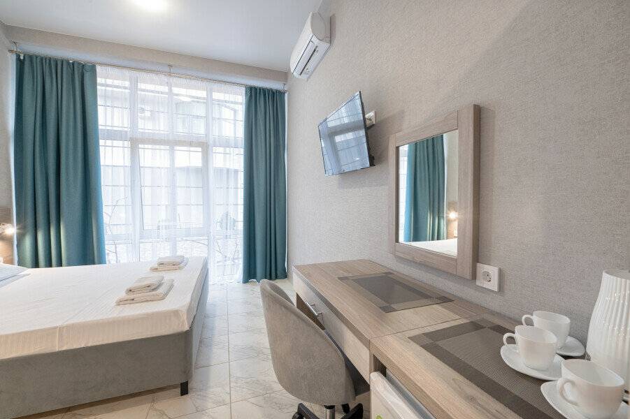 Фотографии номера Комфорт премиум в Гостинице Эллада Лазаревское