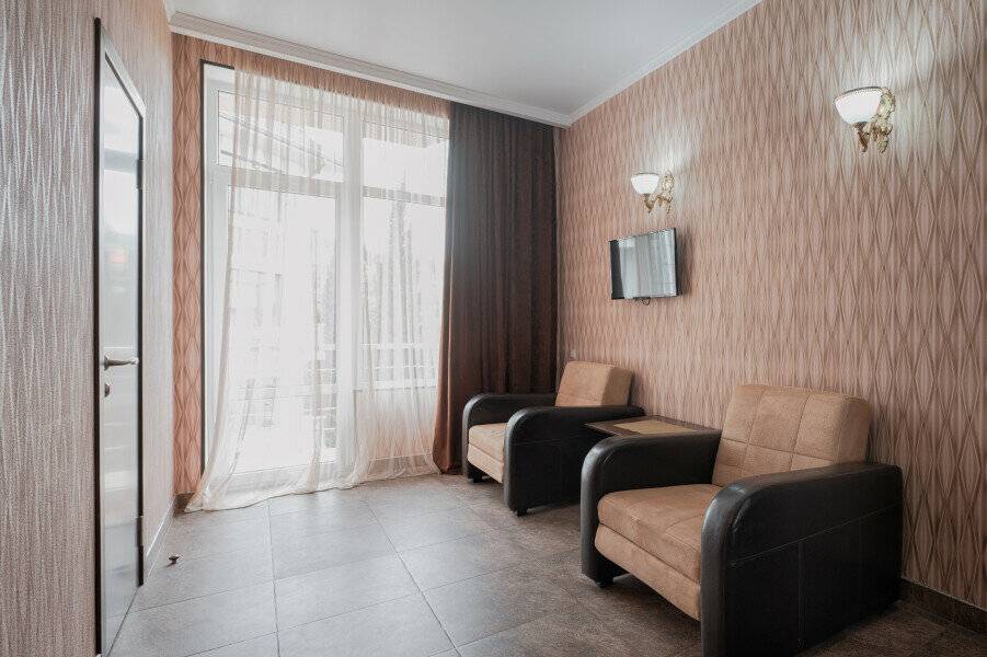 Фотографии номера Семейный в Гостинице Эллада Лазаревское